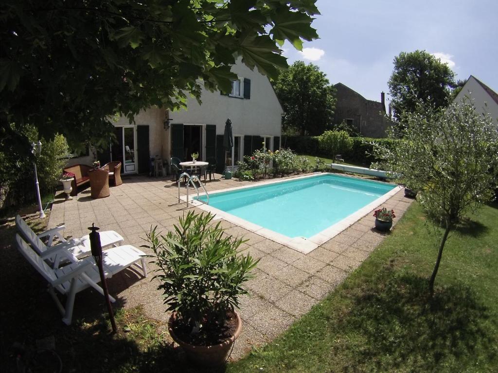 Les Hibiscus Bed & Breakfast Maisons-Laffitte Exterior photo